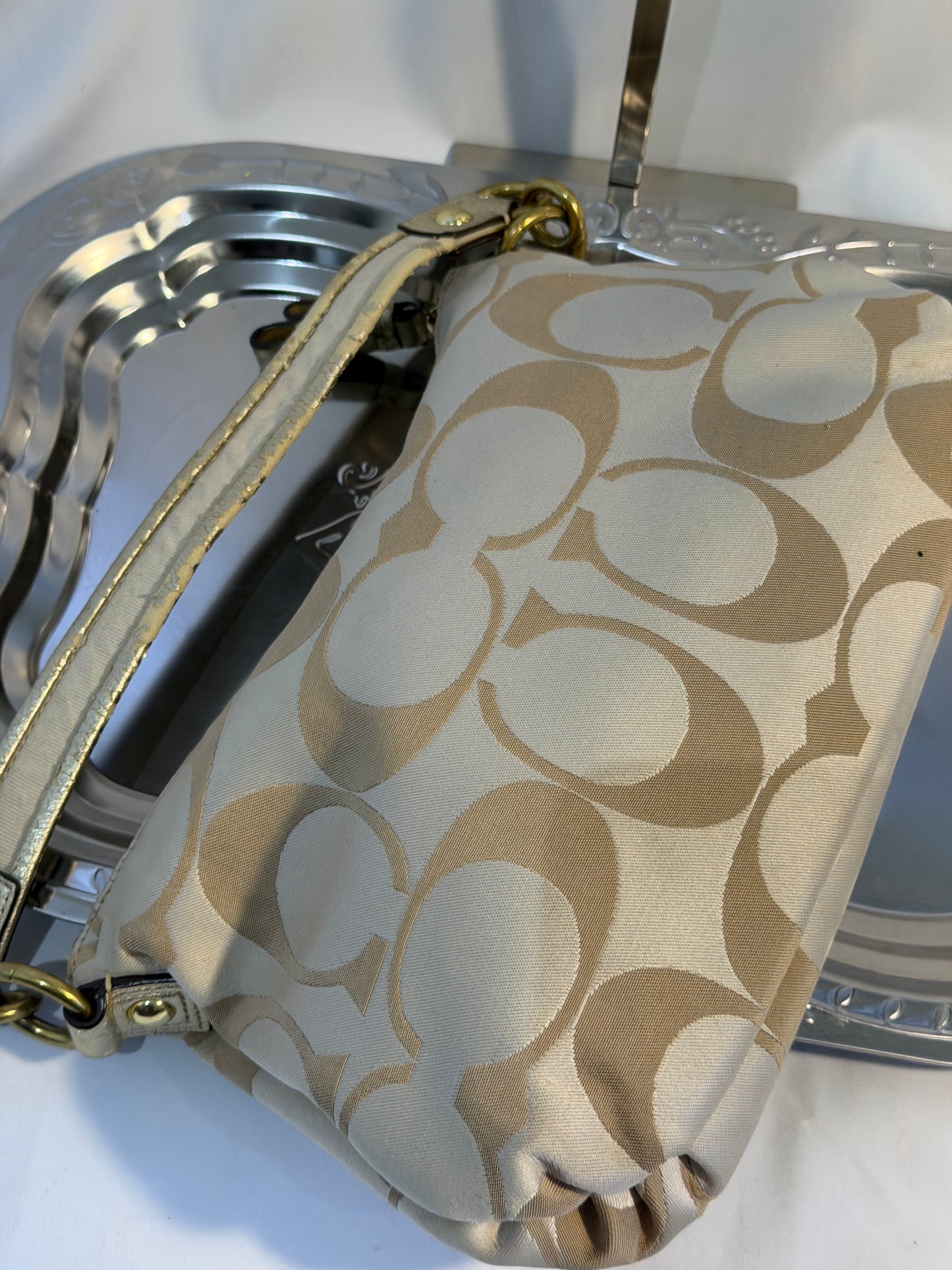 Coach Poppy Daisy Signature Shoulder Bag (20044)